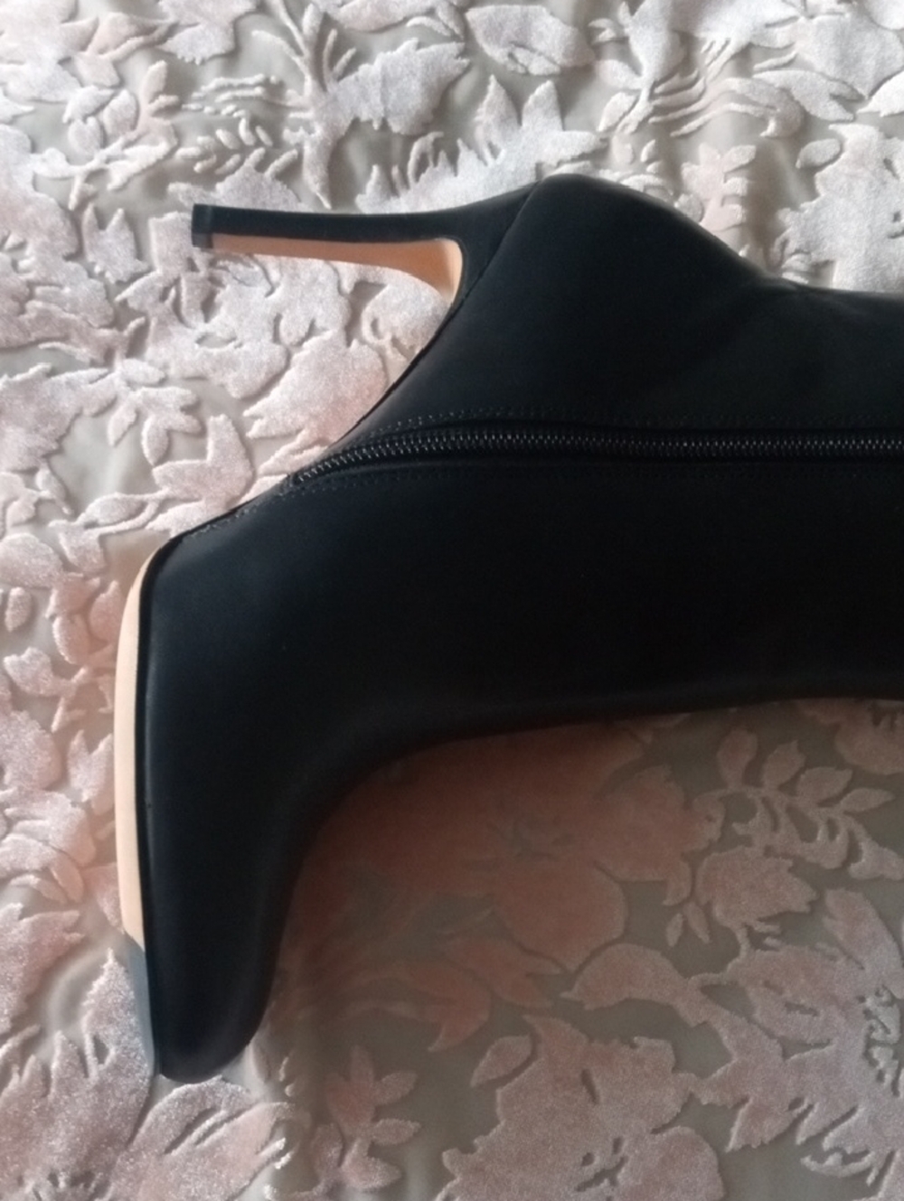Brooks Brothers NWB Black Genuine Leather Knee H Stiletto Boots Size 7.5 - Picture 6 of 12